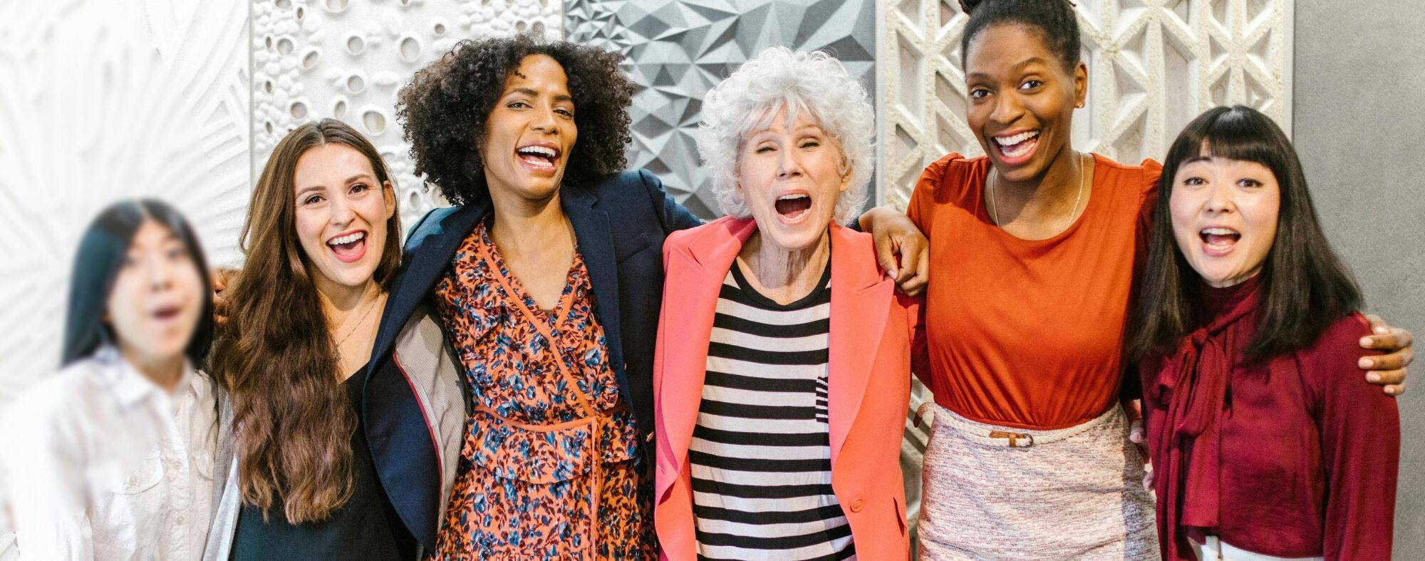 happy_women_diverse_background-2